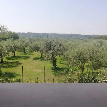 Bilocale In Vista Con Piscina * Polpenazze del Garda