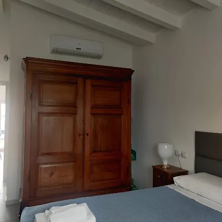 Bilocale In Vista Con Piscina *